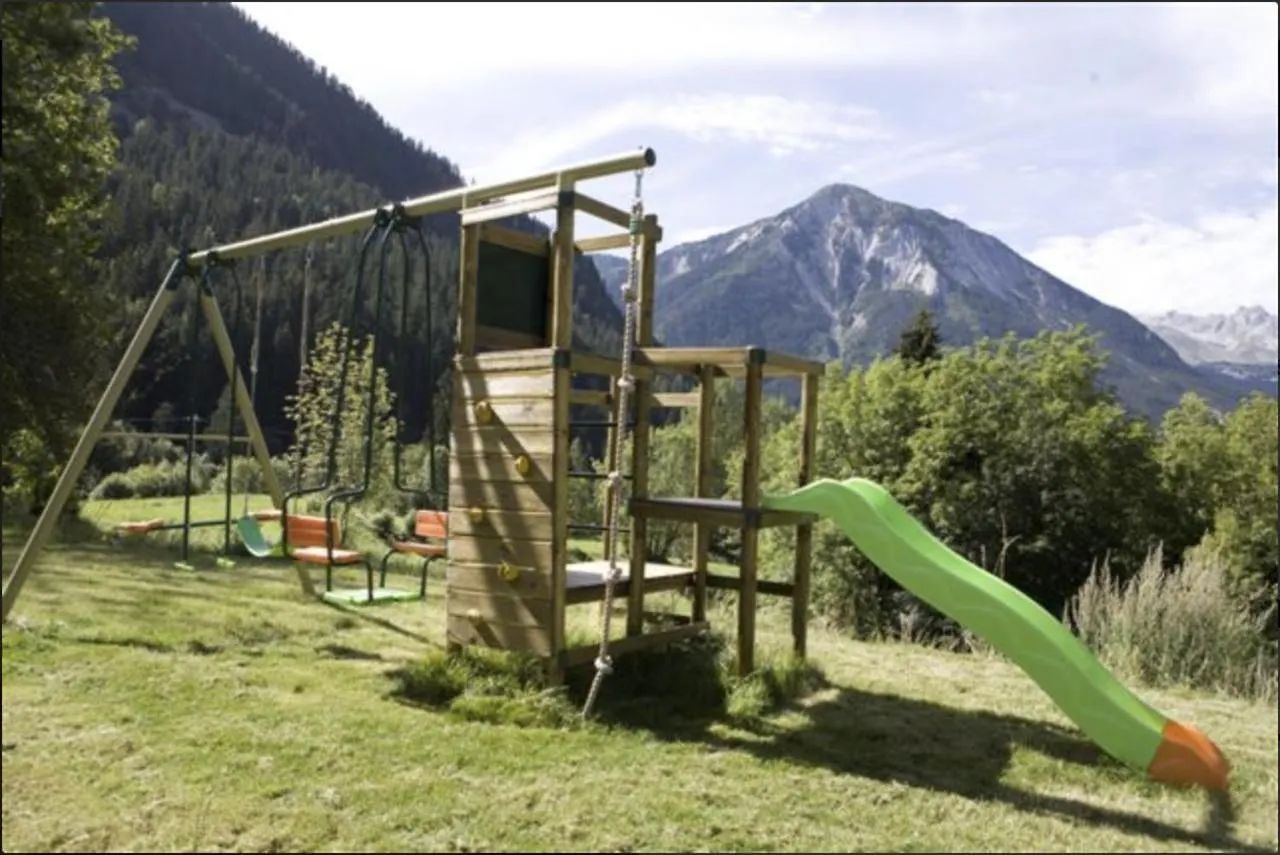 Apartment Appartement 4 A 6 Personnes Aux Portes Du Parc De La Vanoise La Plagne