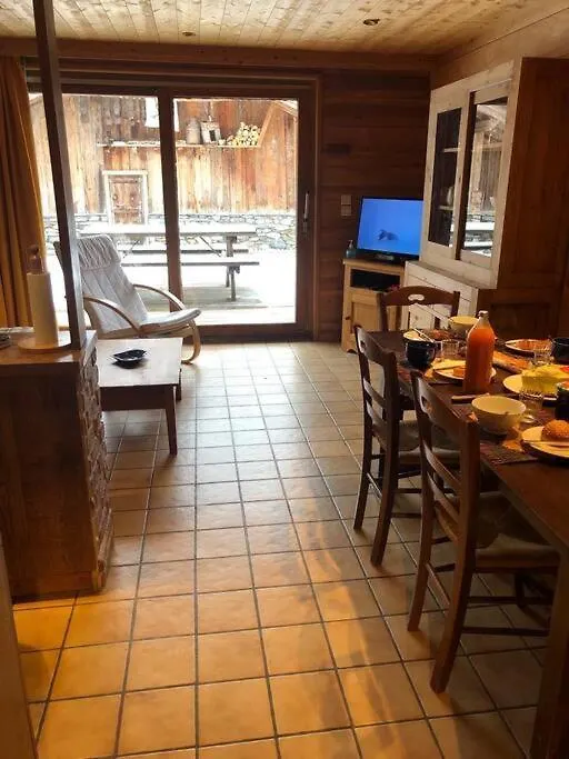 Apartment Appartement 4 A 6 Personnes Aux Portes Du Parc De La Vanoise La Plagne